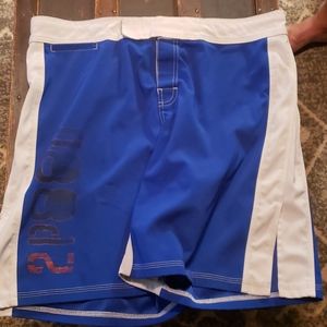 SiZe 38 2pood shorts
